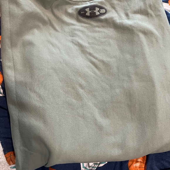 B 7   Women's Under Armour Dri-Fit Long Sleeve Shirt - Picture 2 of 4